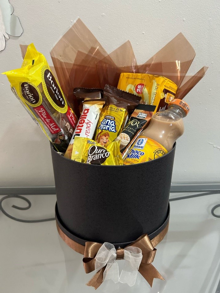 Cesta de Café da Manhã - Cesta Café do Amor ☕🍫💖 | Cesta Encantada