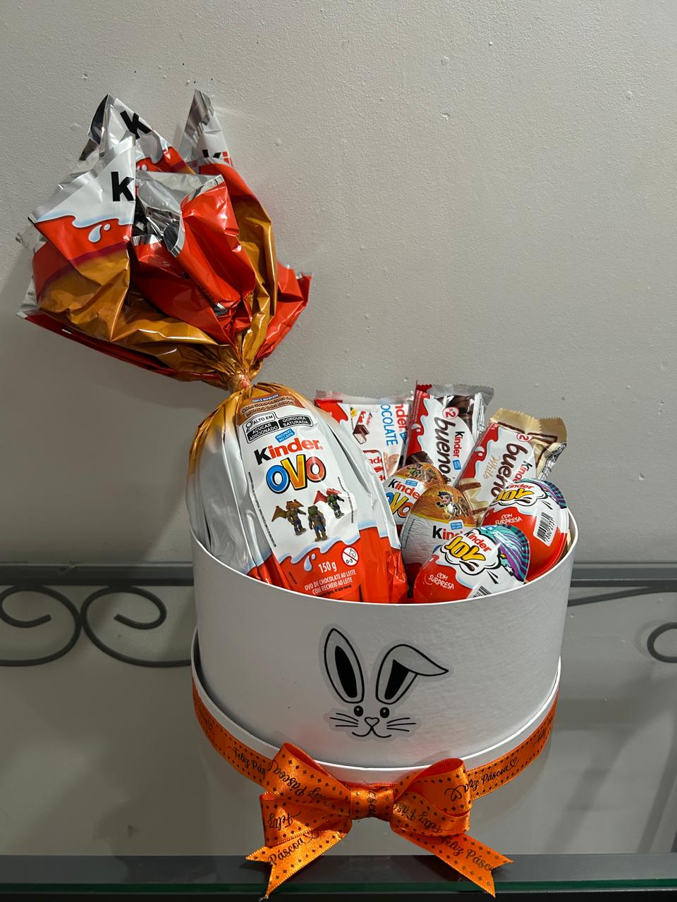 Cesta Páscoa <br>Cesta de Páscoa Kinder Encantada 🐰🍫✨ | Cesta Encantada